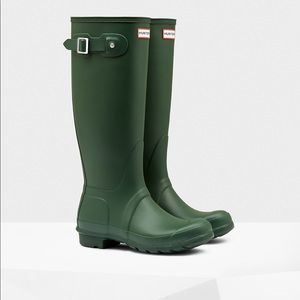 Hunter green hunter rain boots